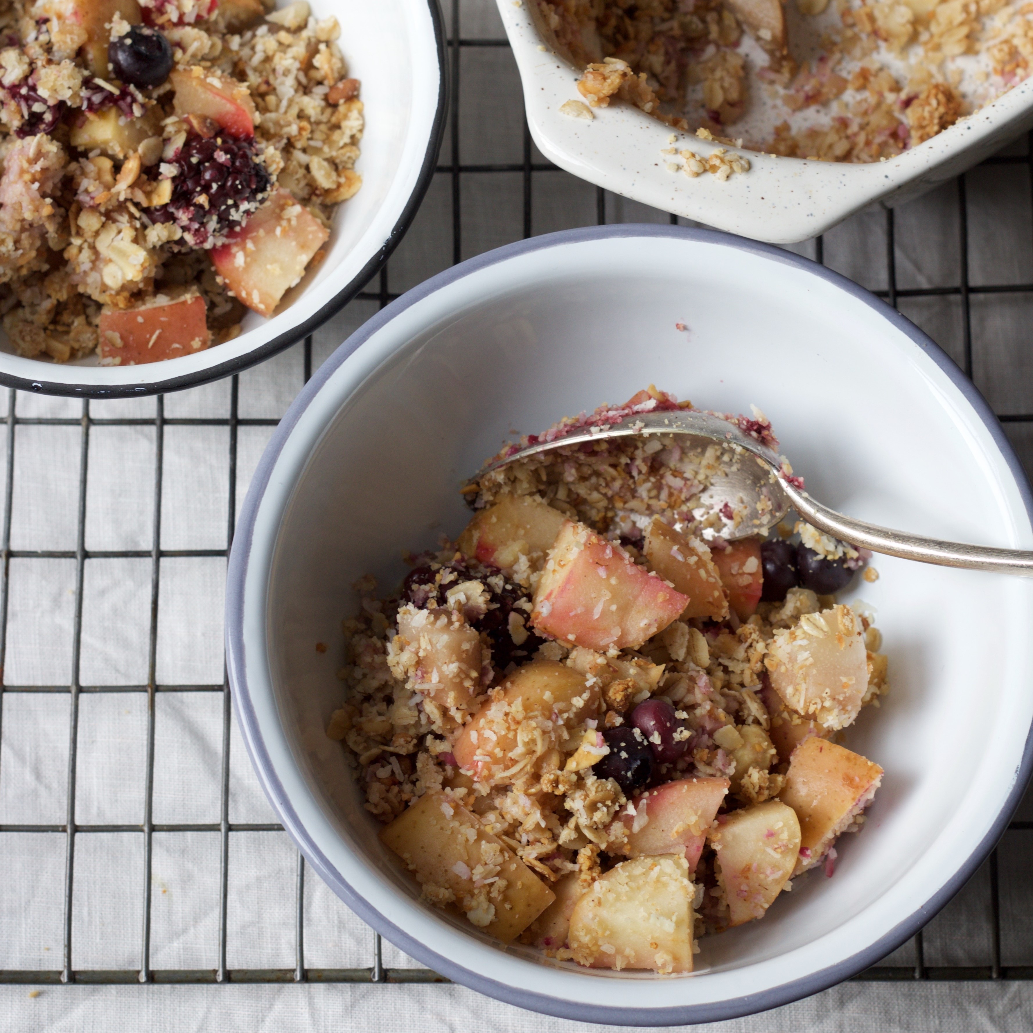 Oats & Almond Apple Crumble daveynutrition