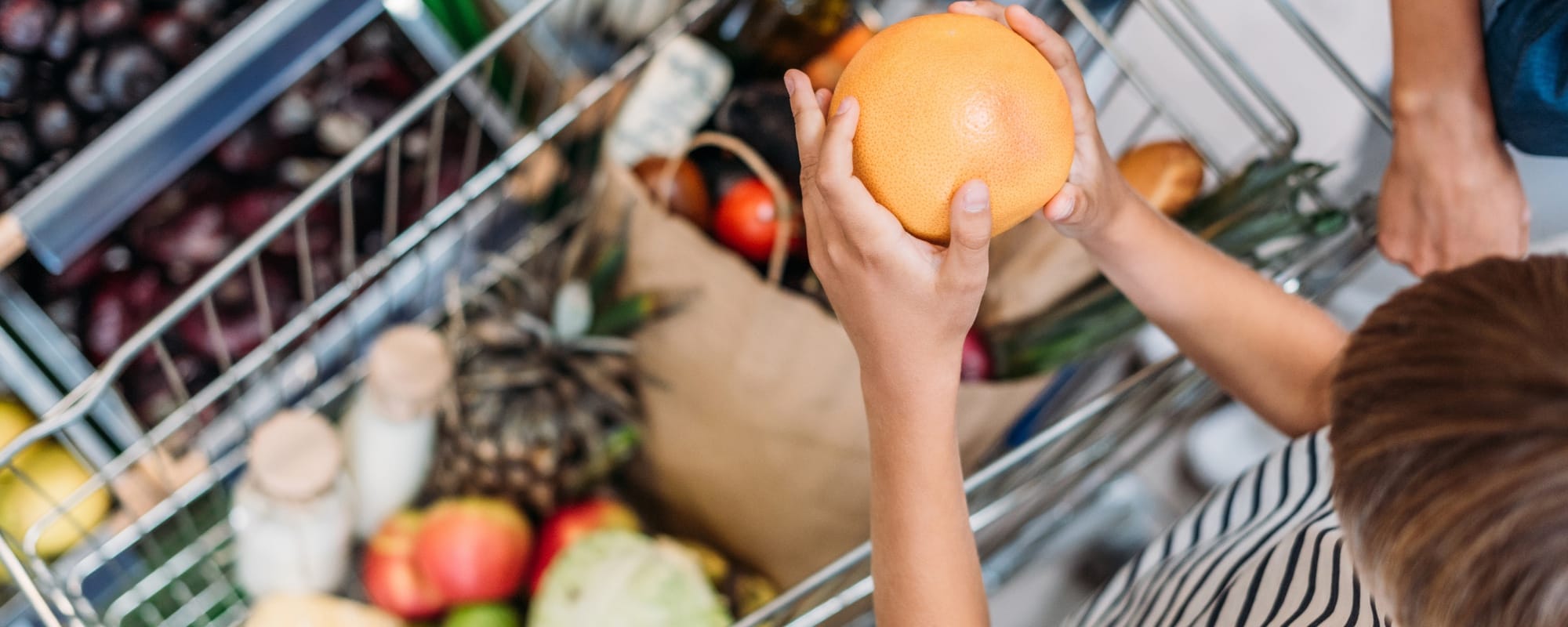 kids cook together fussy eating picky eaters fun healthy eating nutrition food aversion food shop involvement 